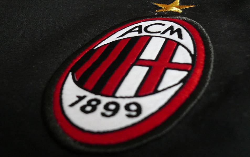 Cessione Milan, offerta cinese: Berlusconi pronto a dire sì