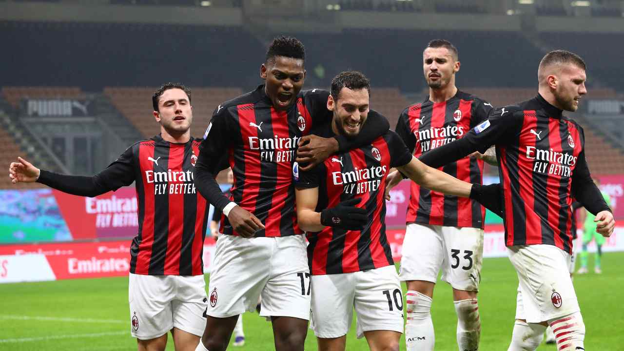 Con la vittoria sulla Lazio, il Milan rimane in vetta nell'anno solare 2020