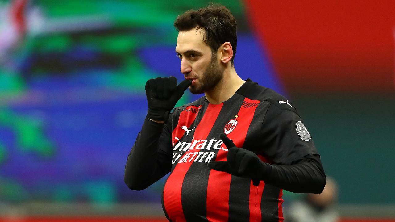 Calhanoglu rinnovo