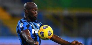 Inter, Lukaku stoppa il pallone di petto