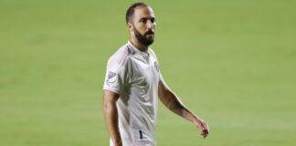 Gonzalo Higuain in campo