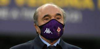 Commisso con la mascherina della Fiorentina