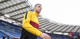 Dzeko entra in campo