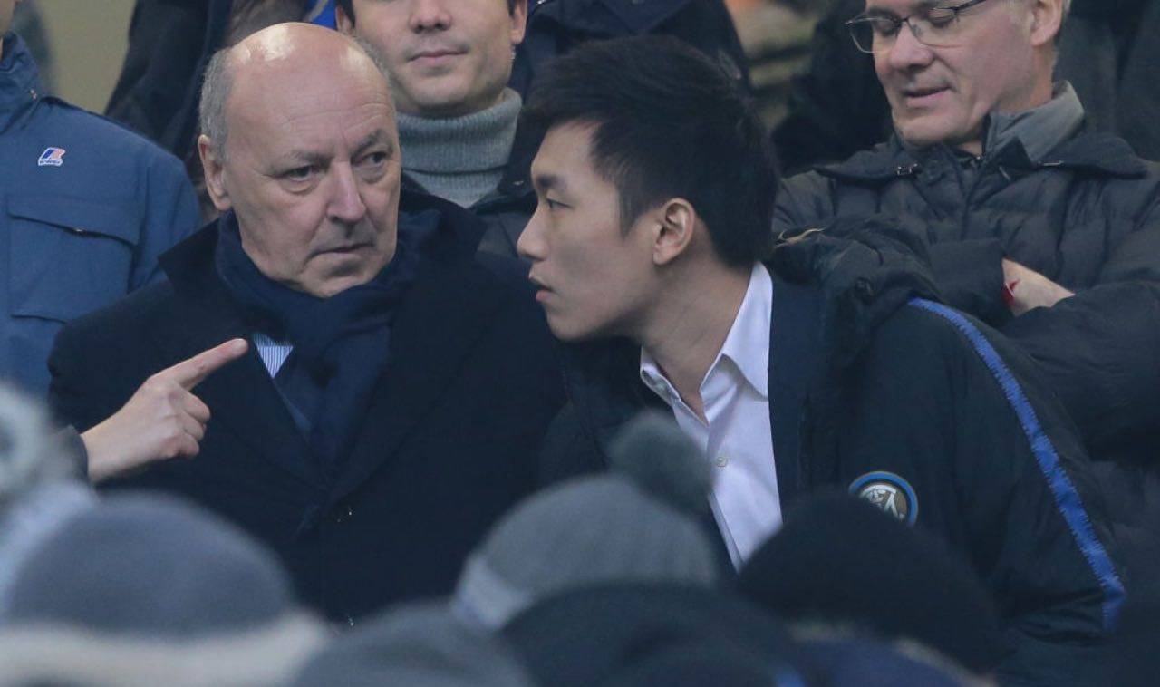 Zhang e Marotta a colloquio in tribuna