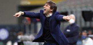 Conte urla in campo