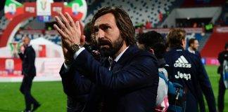 Pirlo applaude