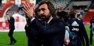 Pirlo applaude