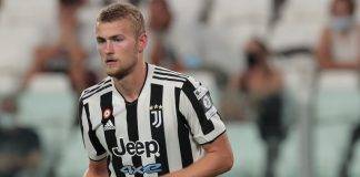 De Ligt in campo con la Juventus