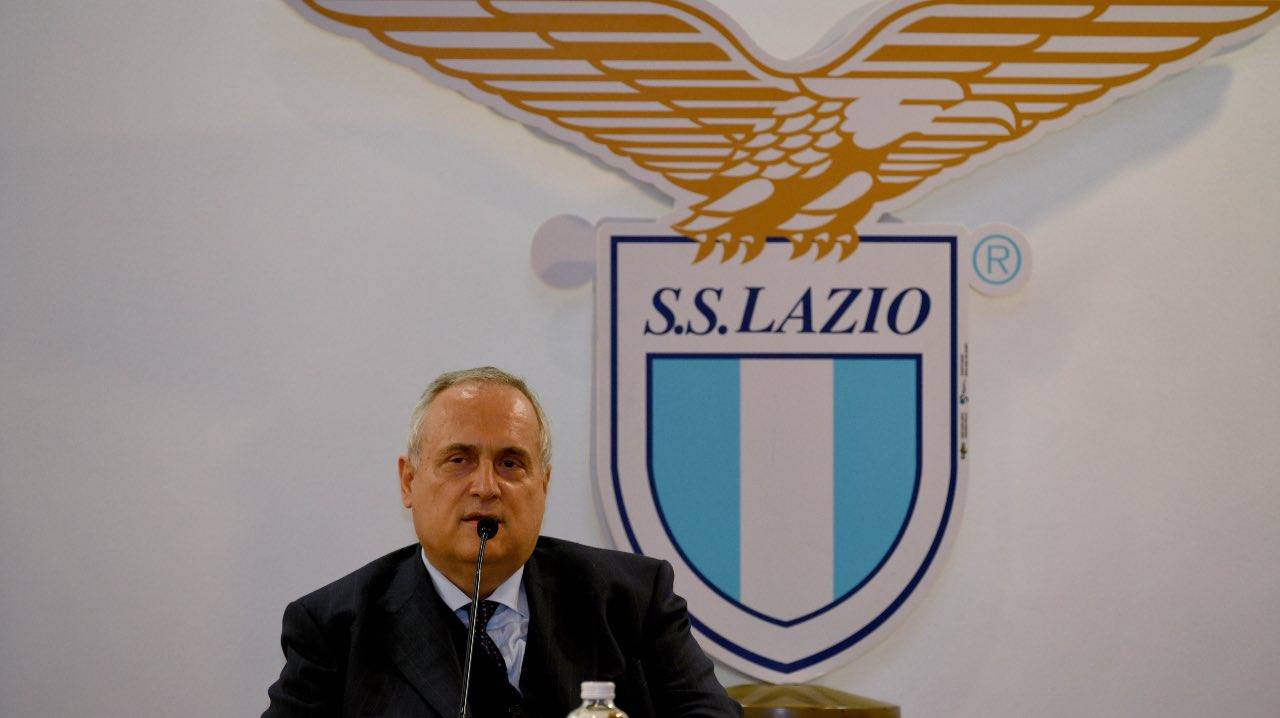 Lotito della Lazio riflette