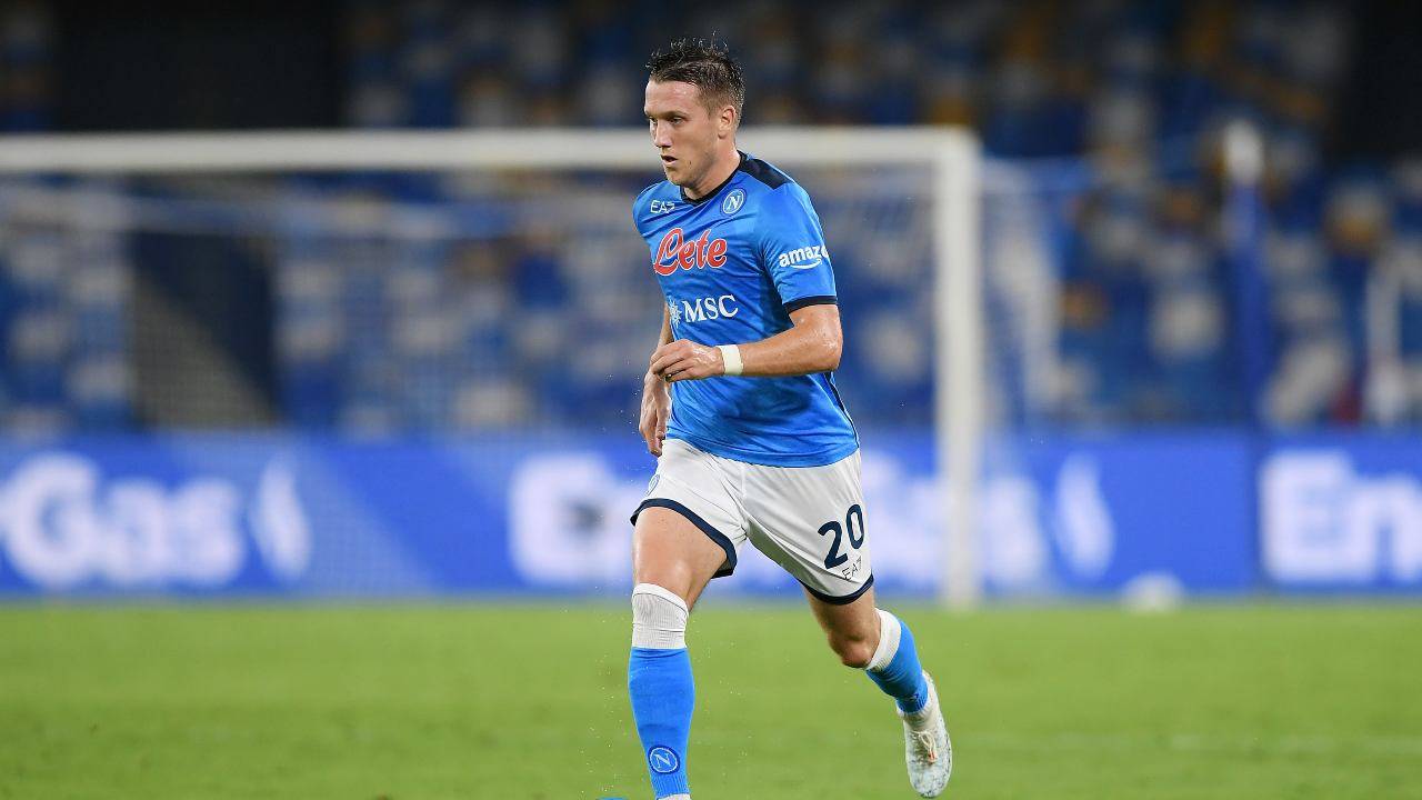 Zielinski corre Napoli