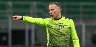 L'arbitro Valeri in campo