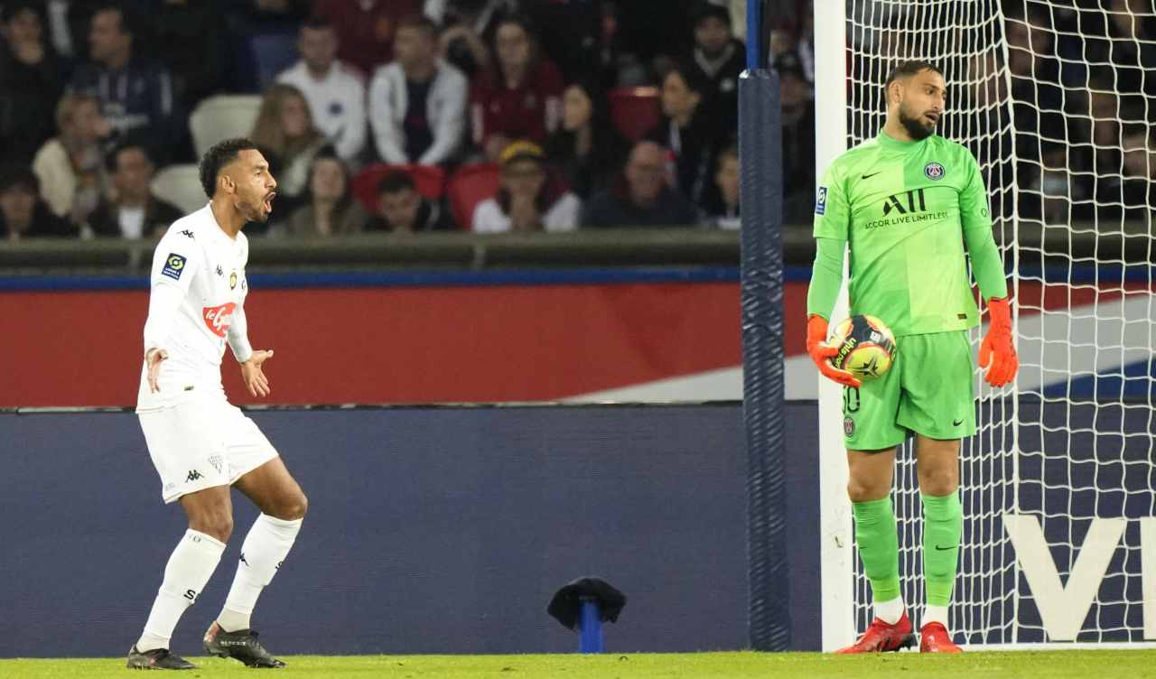 Donnarumma protesta