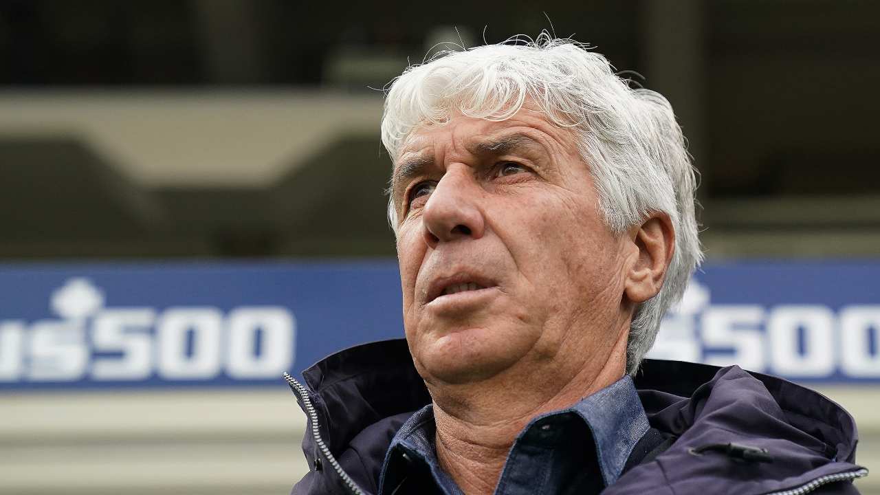 Atalanta-Spezia, Gasperini osserva il campo