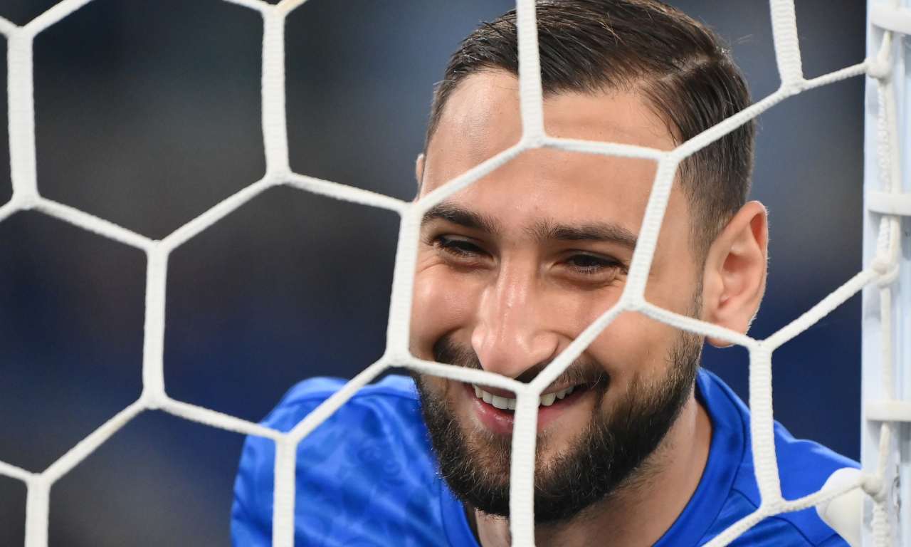 Donnarumma sorride