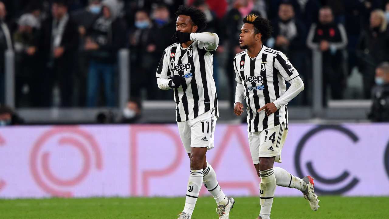 Cuadrado esulta con McKennie