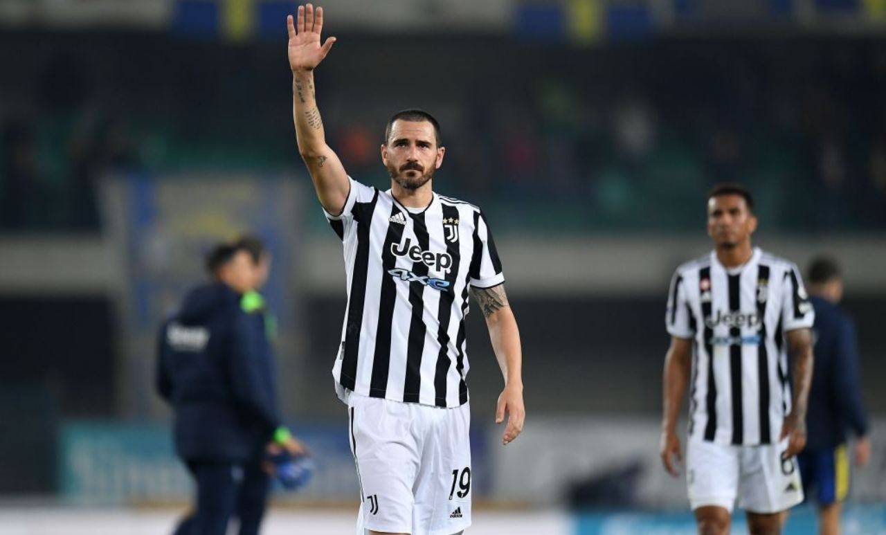 Bonucci saluta