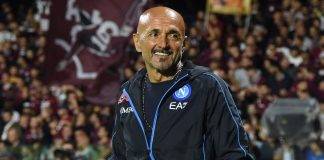 Il tecnico del Napoli Spalletti sorride