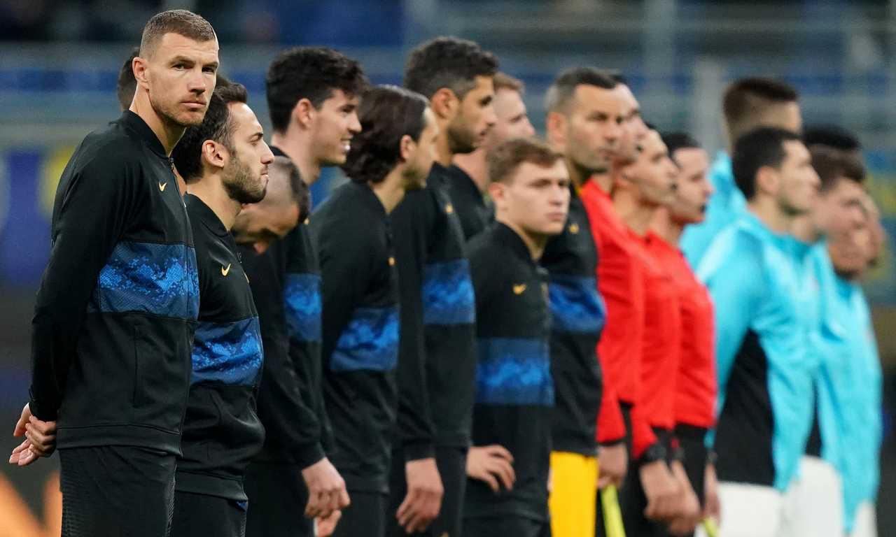 Dzeko schierato con la squadra