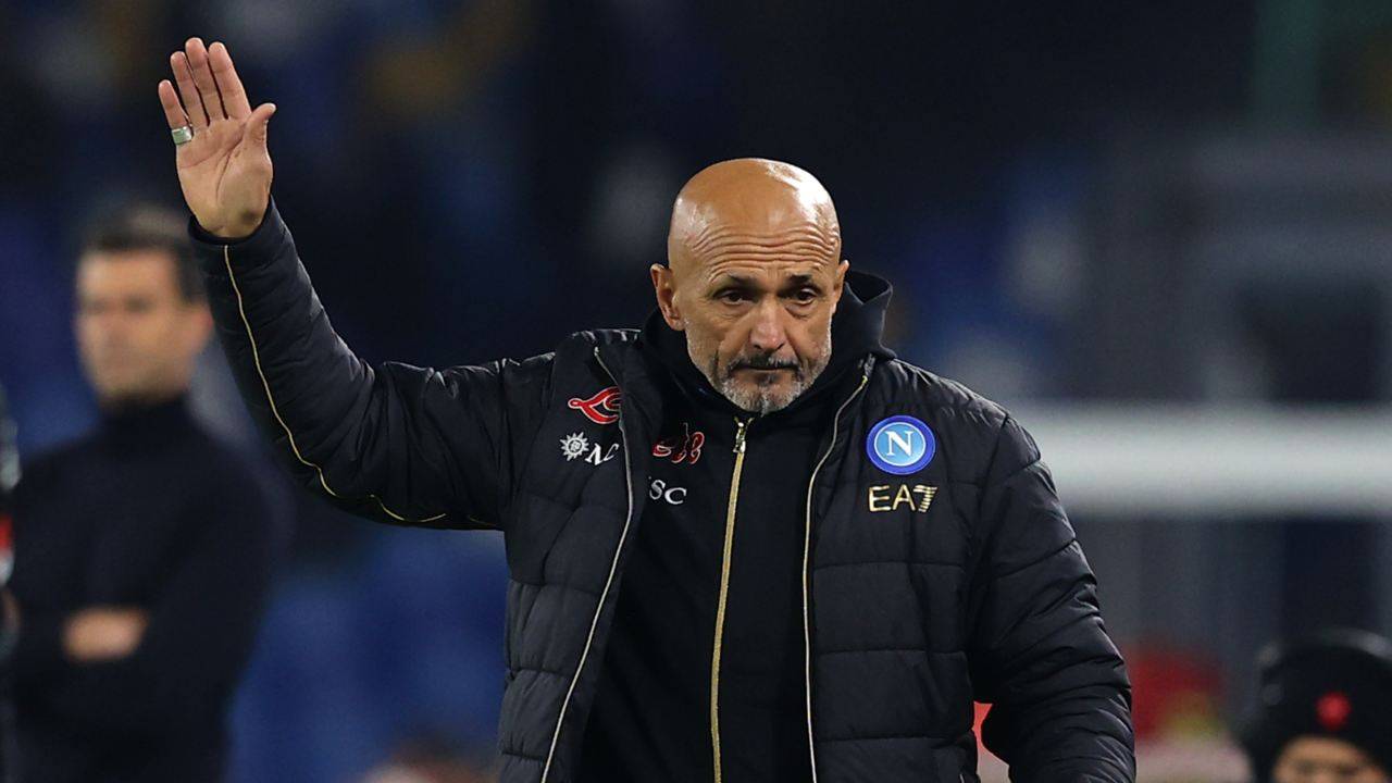 Spalletti alza la mano Napoli