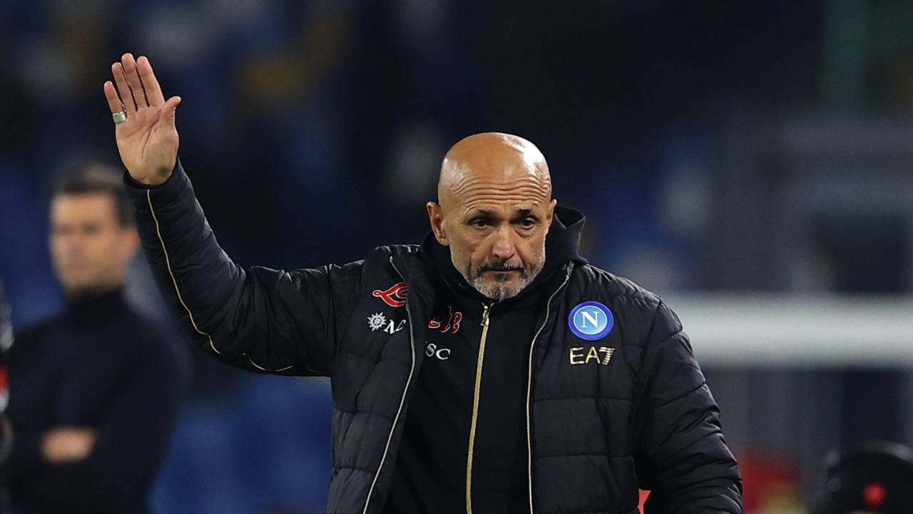 Spalletti alza la mano Napoli