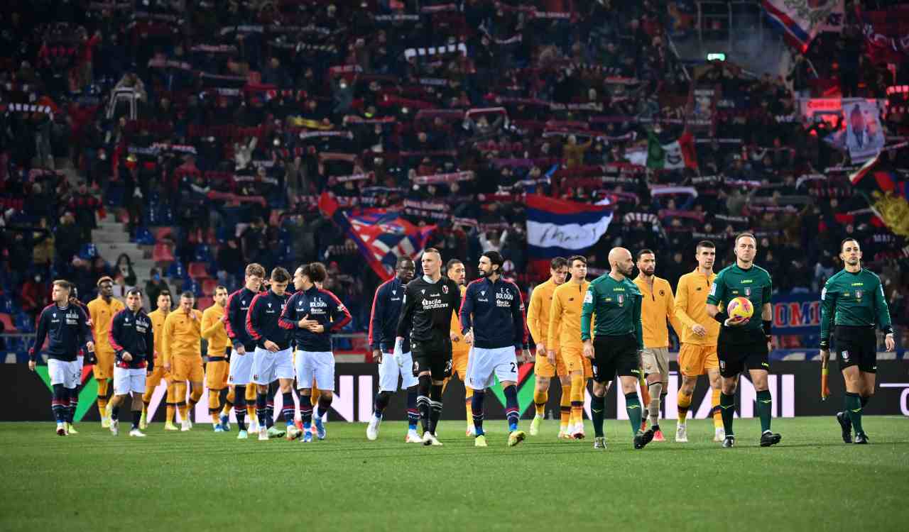 Bologna Roma ingresso in campo