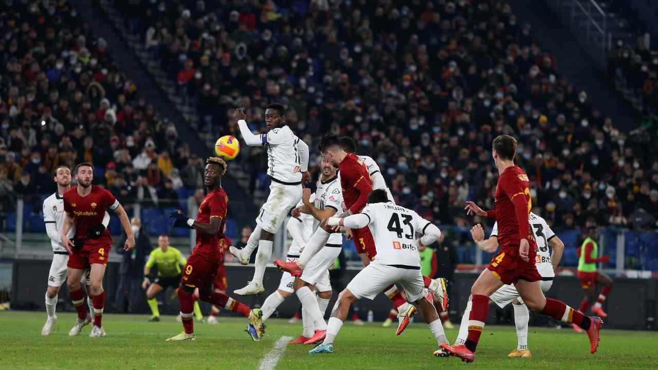 Roma-Spezia in campo