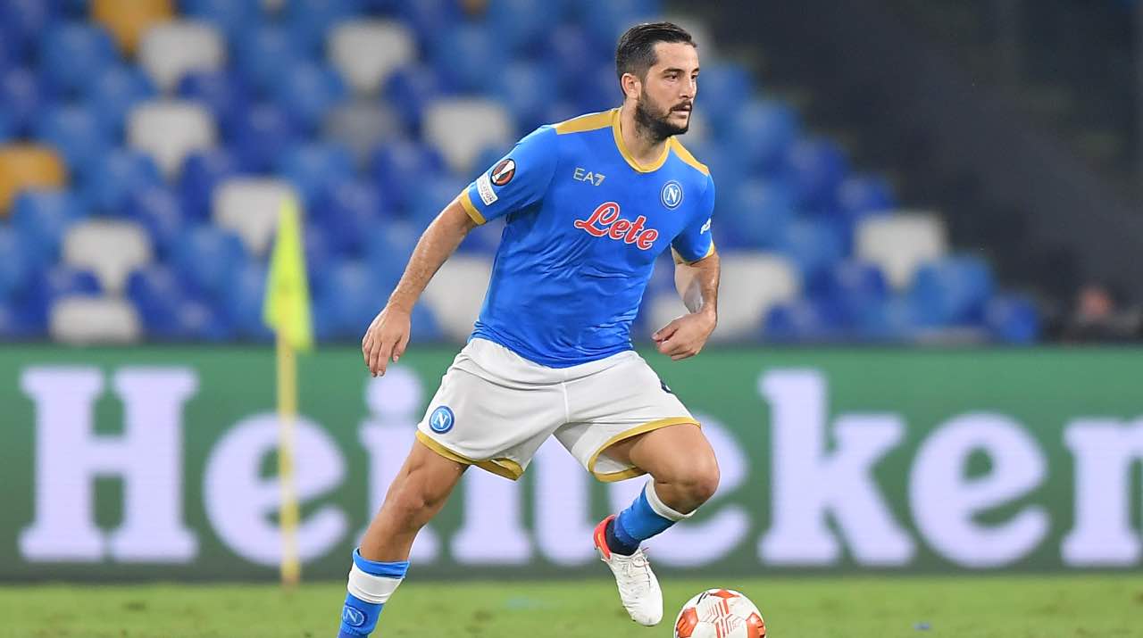 Manolas in campo