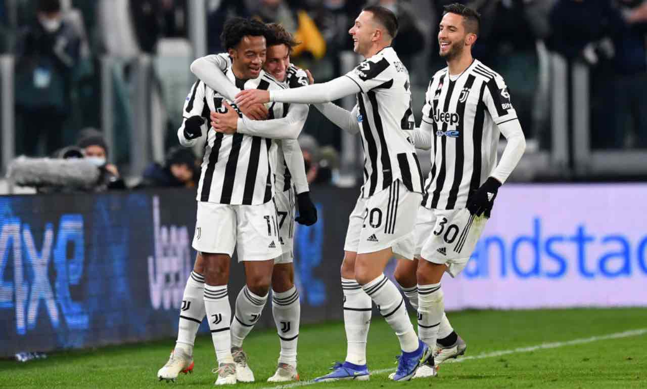 Juventus, Cuadrado festeggia il gol al Genoa