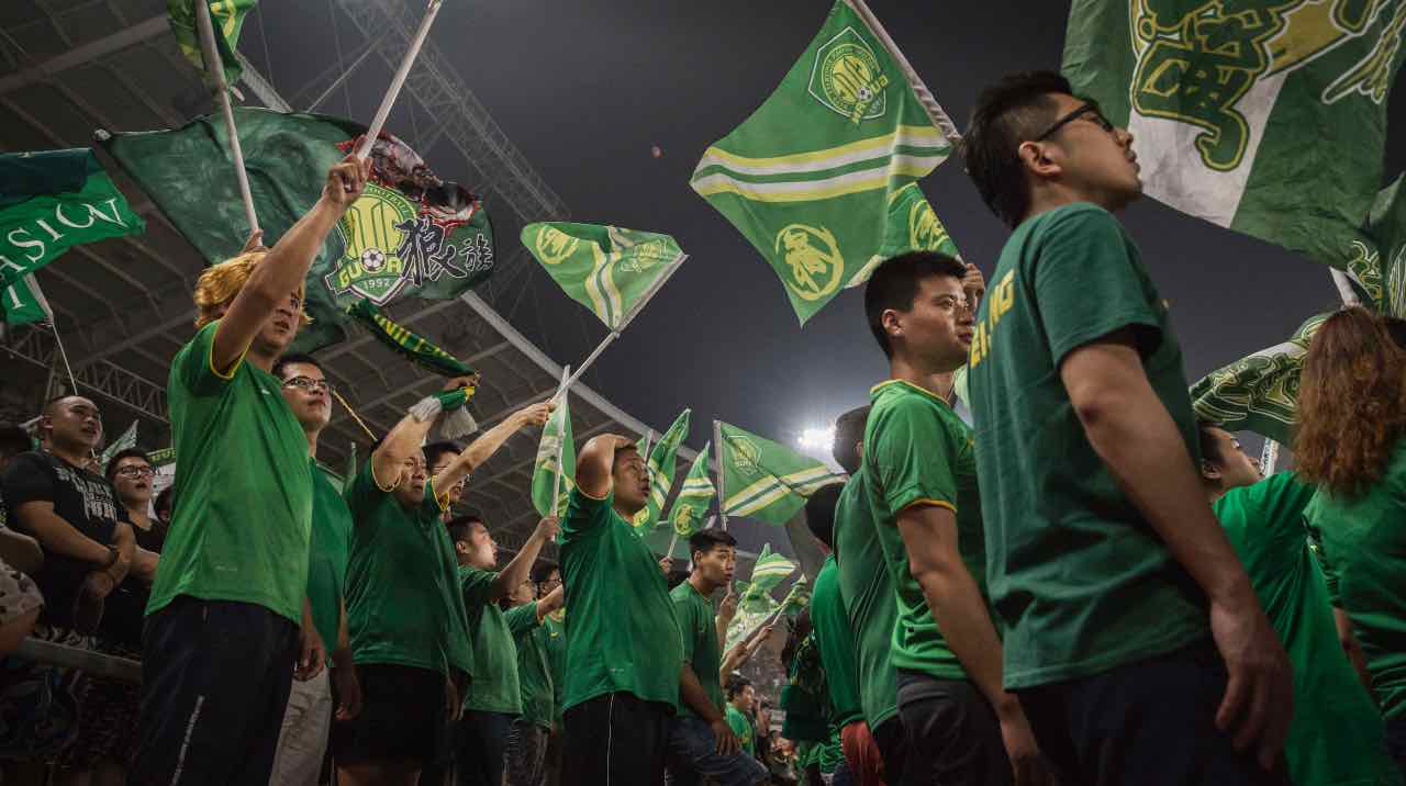 Tifosi cinesi allo stadio