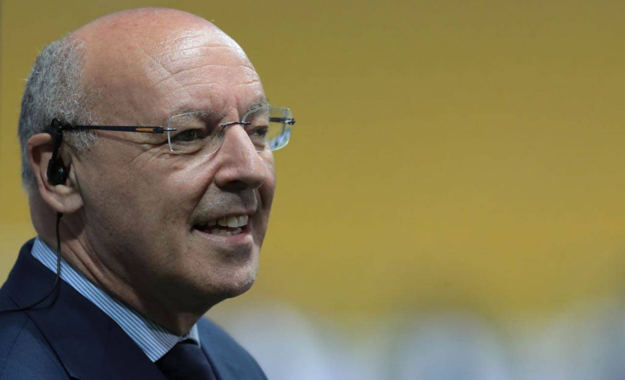 Marotta sorridente con l'Inter