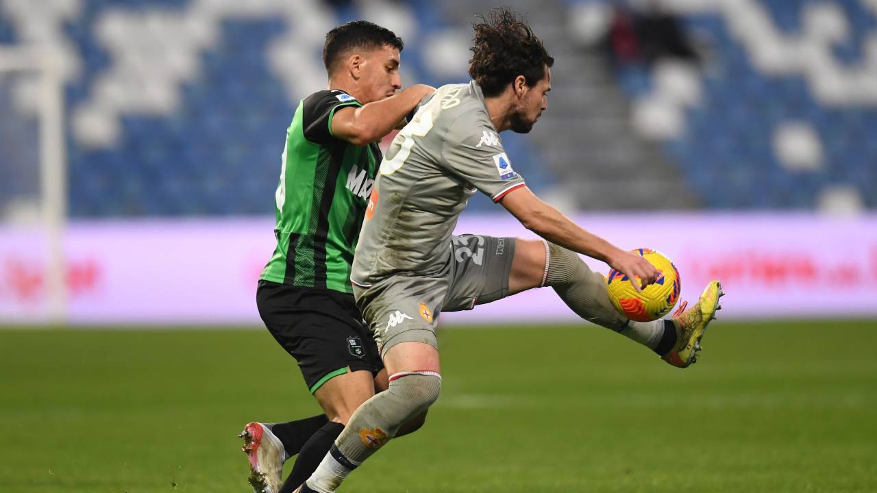 Sassuolo-Genoa in campo