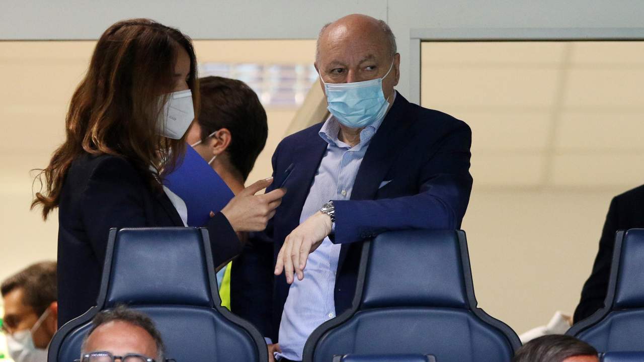 Beppe Marotta in tribuna