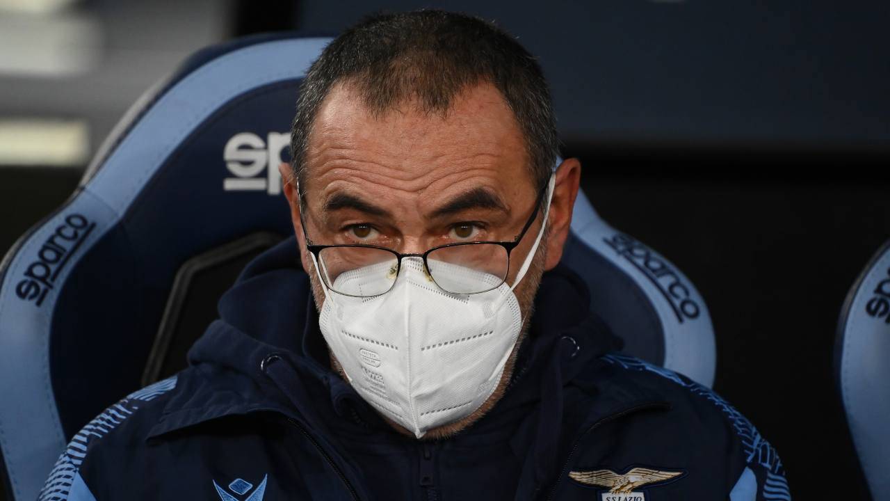 Maurizio Sarri pensieroso