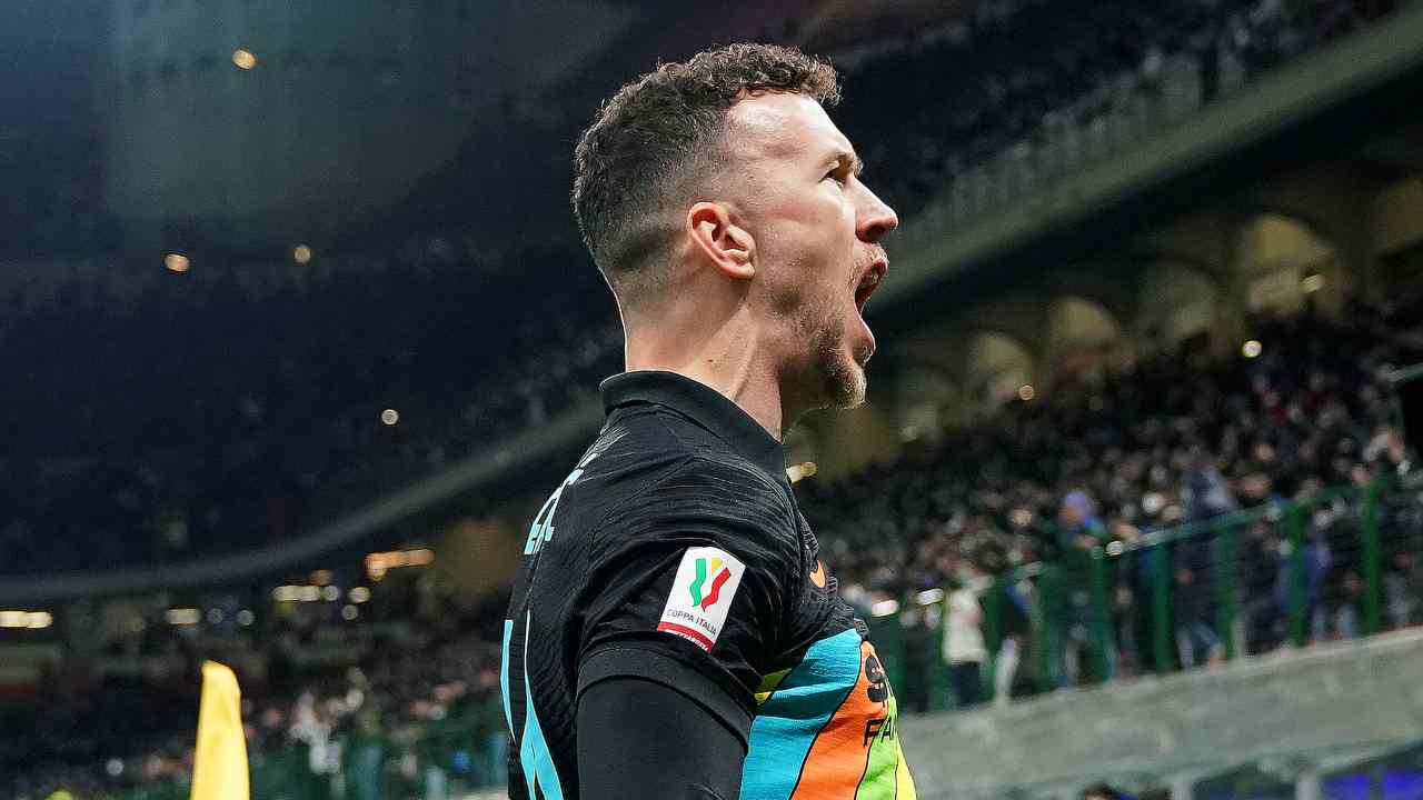 Perisic esulta dopo il gol Inter 