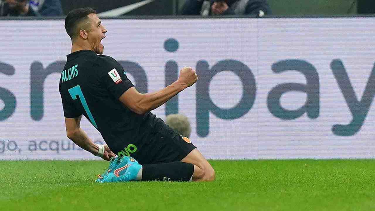 Sanchez esulta dopo il gol Inter 