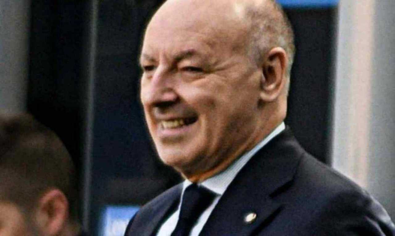 Marotta sorride