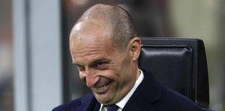 Juventus, Allegri ride in panchina