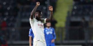 Milan, Kessié con le braccia alzate