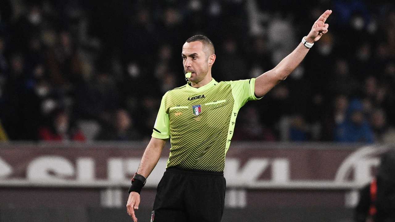 L'arbitro Guida in campo