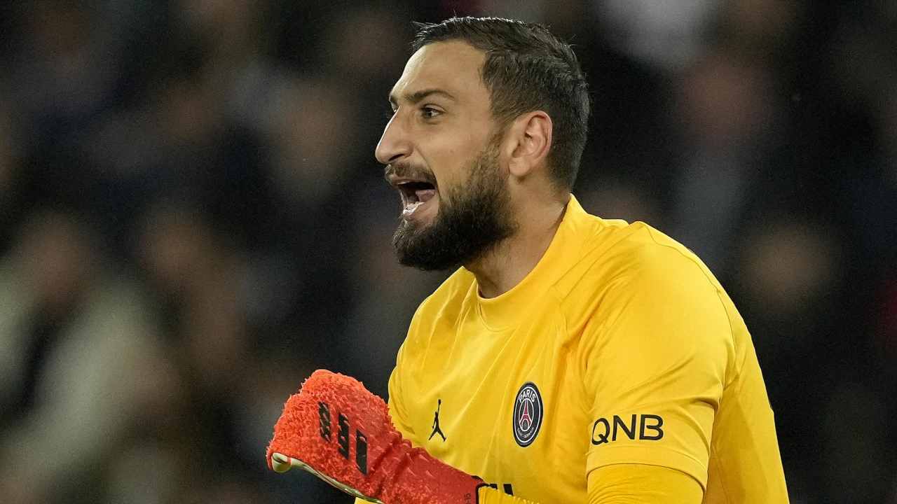 Donnarumma si arrabbia