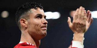 Manchester United, Cristiano Ronaldo applaude