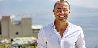 Napoli, Cannavaro sorride