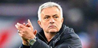 Roma, Mourinho esulta