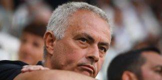 Roma, Mourinho osserva