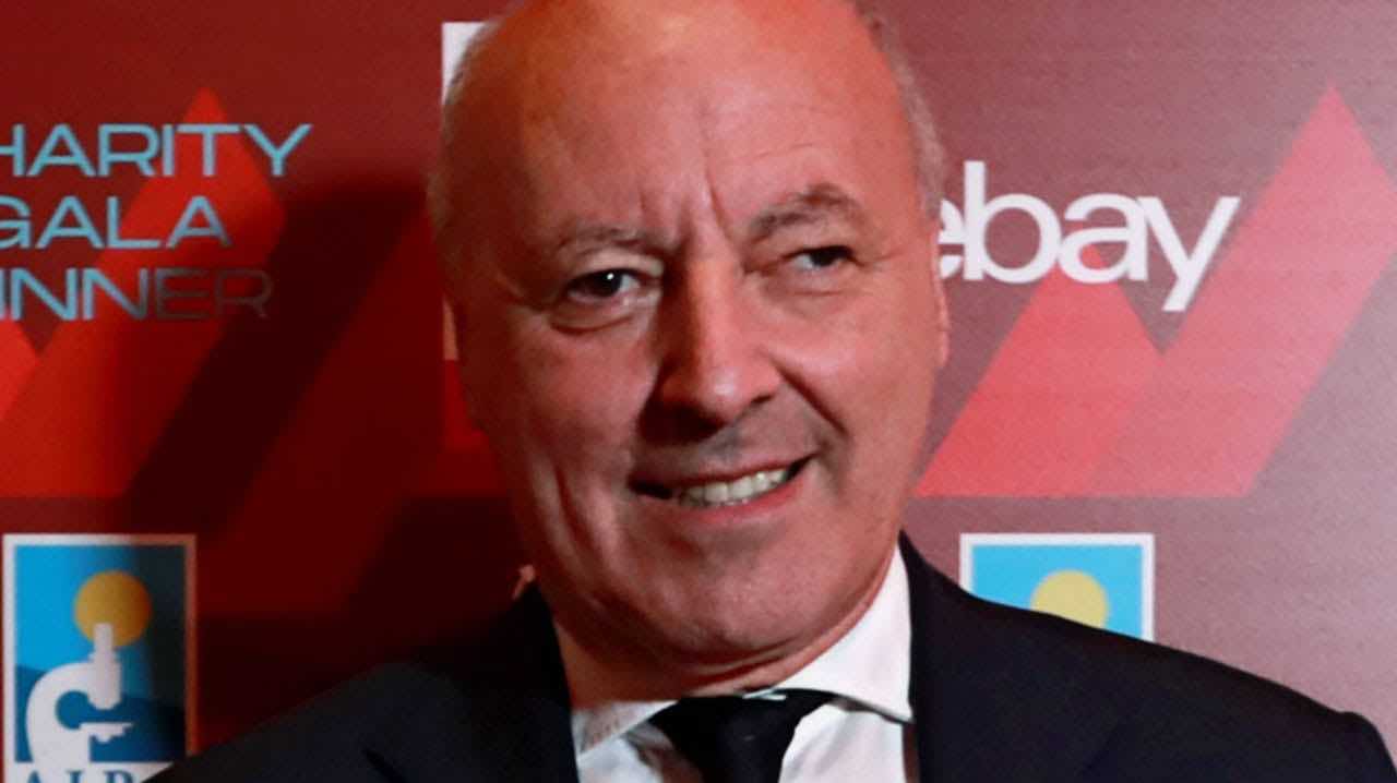 Marotta sorride