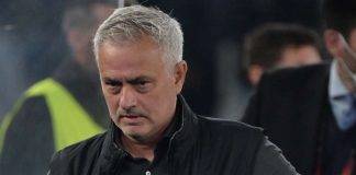 Roma, Mourinho osserva