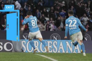 Giacomo Raspadori, attaccante del Napoli, mentre esulta dopo un gol