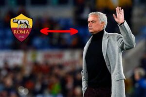 Josè Mourinho, attuale allenatore del Fenerbahce, e uno scudetto della Roma