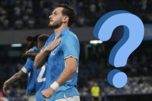 Kvicha Kvaratskhelia, calciatore del Napoli, mentre esulta dopo un gol