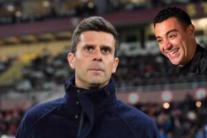 Thiago Motta, allenatore della Juventus, e Xavi Hernandez che appare dall'alto